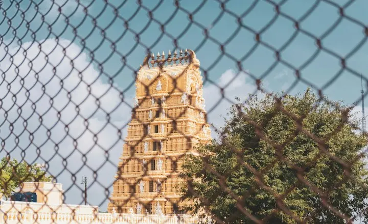 Chamundi Hill and Mysore Zoo by OYG Holidays