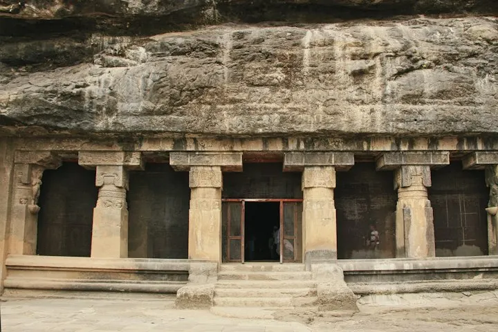 Elephanta Caves Day Trip by OYG Holidays