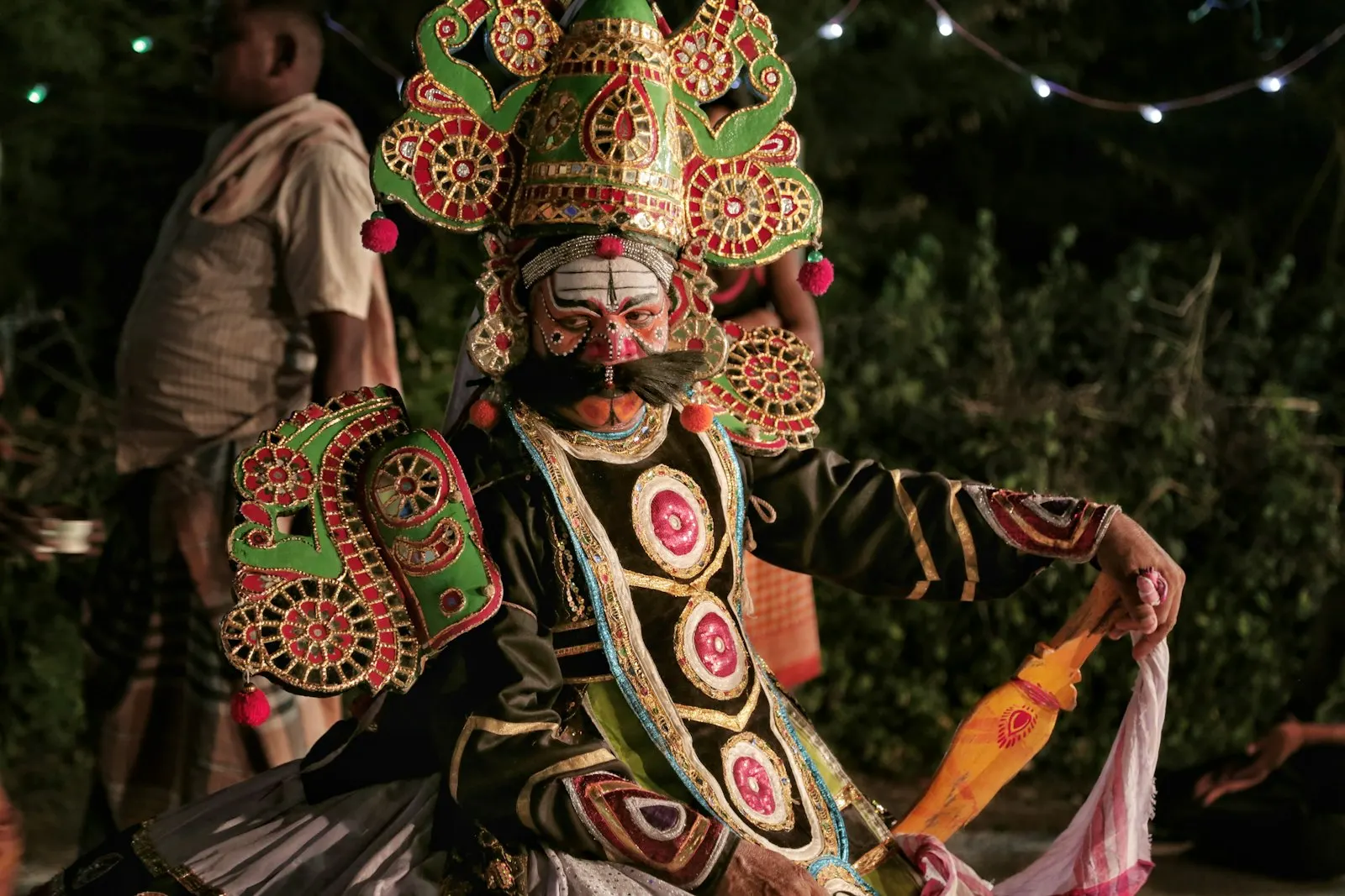 Kochi Kathakali Show and Ayurvedic Wellness Session by OYG Holidays, Kerala