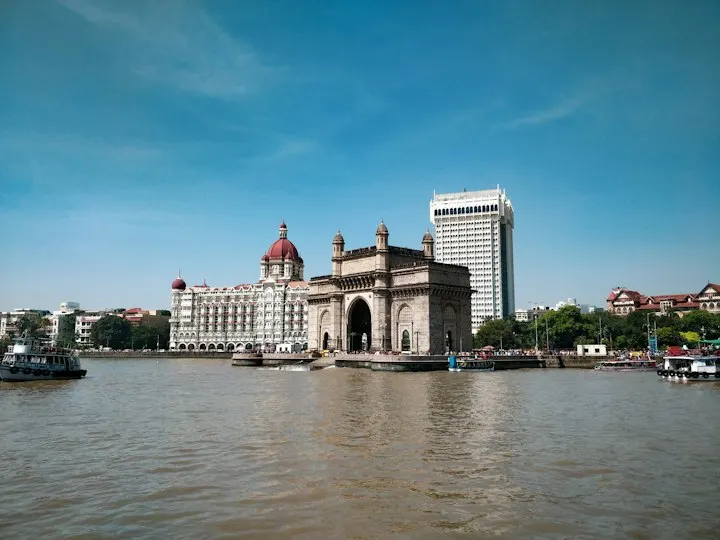 Mumbai Heritage and Gateway of India Walk by OYG Holidays