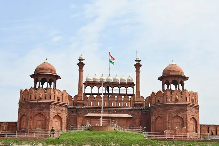 Old and New Delhi Heritage Tour by OYG Holidays