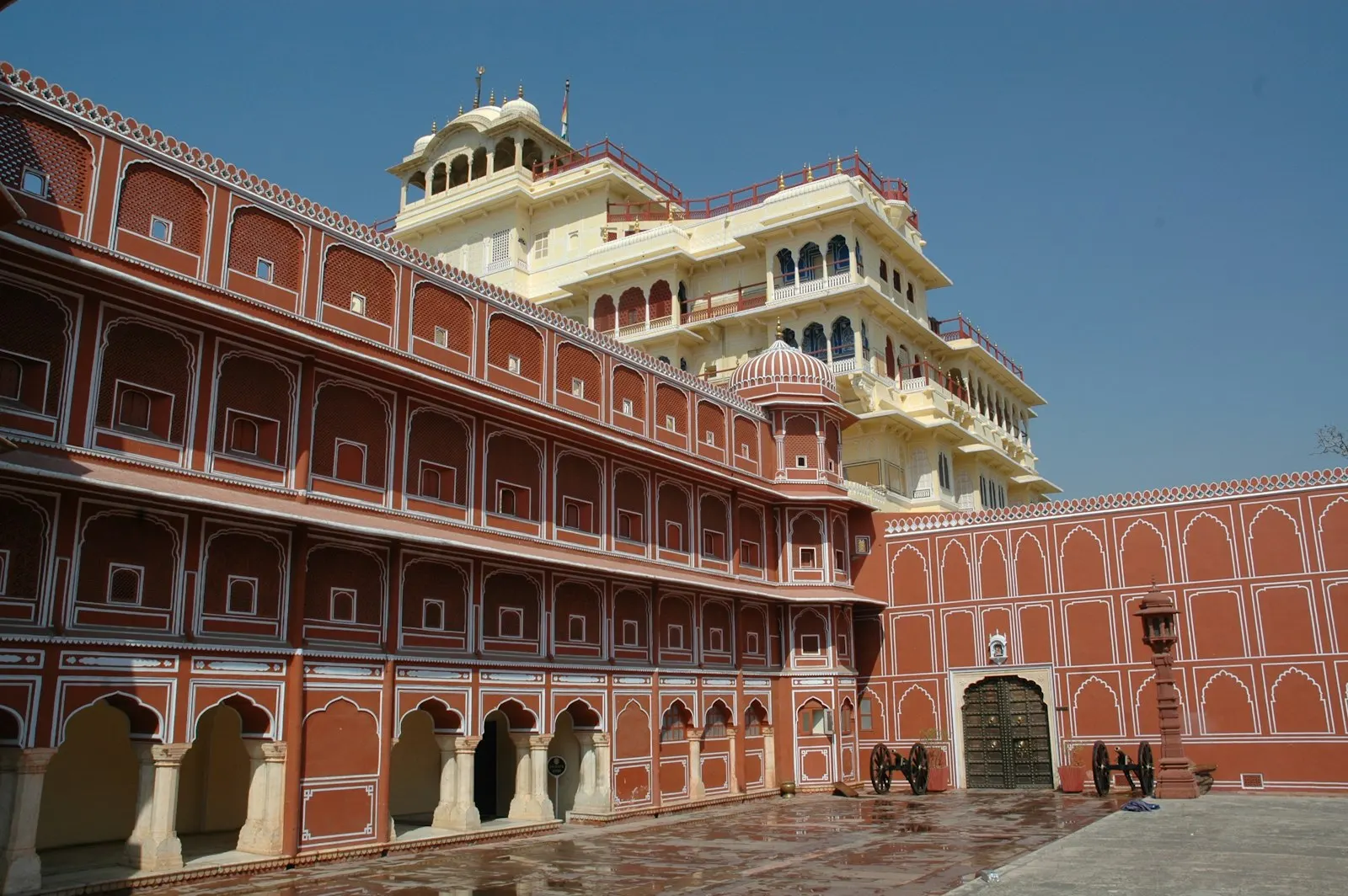 Havelis in Jaipur by OYG Holidays, Jaipur
